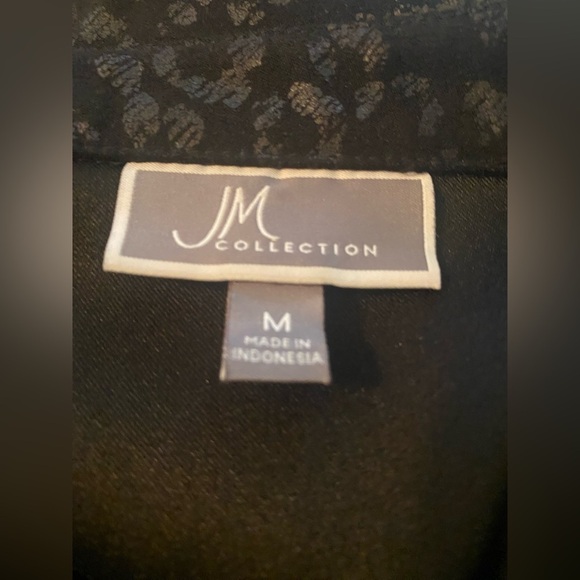 JM Collections Top - Picture 10 of 13